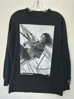 PLEASURES Charles Peterson 9/20/92 Black Graphic Long Sleeve Shirt Medium